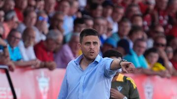 Alessio Lisci, entrenador del Mirandés.
