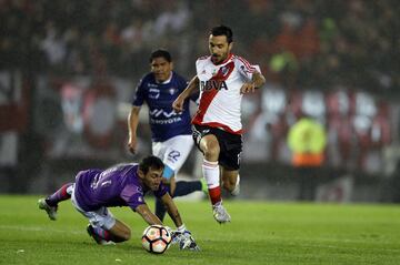 Celebración del gol de Ignacio Scocco.