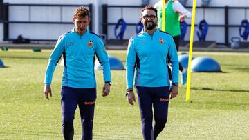 José Bordalás con su asistente, Patri Moreno.