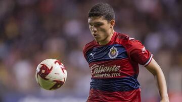 Chevy Mart&iacute;nez: &quot;Siempre quise jugar con Oribe Peralta&quot;