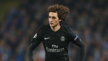 Rabiot reveals Juventus talks, hints at Manchester United switch