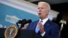 How has the expiration of additional unemployment benefits affected the employment rate?