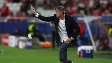 Lisbon (Portugal), 24/10/2023.- Real Sociedad`s head coach Imanol Alguacil during their UEFA Champions League group D stage match with Benfica at Luz Stadium, Lisbon, Portugal, 24 October 2023. (Liga de Campeones, Lisboa) EFE/EPA/TIAGO PETINGA
