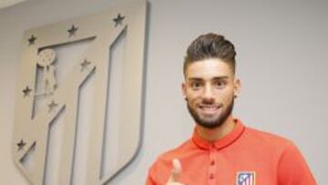 Carrasco firmó con el Atlético un contrato de cinco temporadas