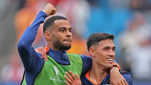 Reijnders y Gakpo destacan en una Holanda con bajas