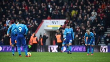 Soccer Football - Premier League - AFC Bournemouth vs Arsenal - Vitality Stadium, Bournemouth, Britain - January 14, 2018   Arsenal&#039;s Jack Wilshere looks dejected after Bournemouth&#039;s Jordon Ibe scores their second goal    REUTERS/Dylan Martinez 