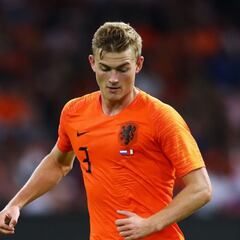 Yoro encarece a De Ligt