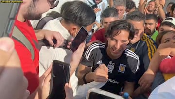 Locura la que provocó Diego Lainez a su llegada a las instalaciones de Tigres