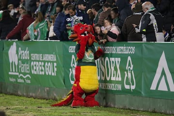 Dragoncito, la mascota del Cacere?o.