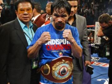 La historia Pacquiao - M¨¢rquez continu¨® en 2011 disput¨¢ndose la tercera pelea entre ambos. Como en las dos veces anteriores, el encuentro termn¨® con controversia. En imagen, Pacquiao antes de comenzar el combate.