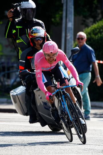 Richard Carapaz ya es un Grande del ciclismo. El ecuatoriano ha ganado la primera Gran Vuelta de su carrera deportiva tras subir a lo más alto del podio en el Giro de Italia 2019.