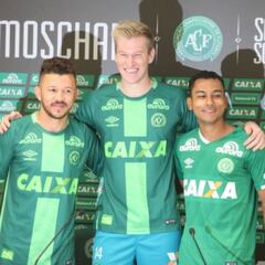 El Chapecoense presenta sus primeros tres refuerzos