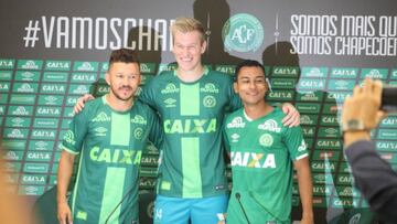 El Chapecoense presenta sus primeros tres refuerzos