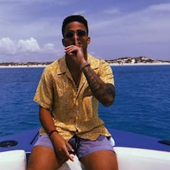 Kluivert sigue mareando: "Seguir en el Ajax es una opción"