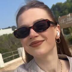 Una lituana explica por qué se mudó a España pese a cobrar 15.600 euros en su primer salario: “Me cambié por la calidad de vida”