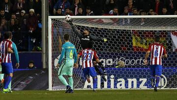 Paradón de Moyá a Messi.