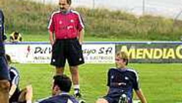 <B>LUGAR DE ENTRENAMIENTO</B>. El Alavés se ejercita habitualmente en los terrenos de Ibaia.