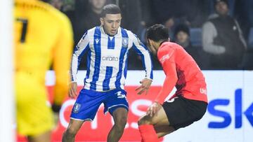 Poveda ya fue titular en el Sheffield y dio una asistencia. Su efecto empieza a hacerse sentir en el club que pelea por no descender.