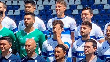 El especial gesto de Saavedra en la foto de la UC bicampeona