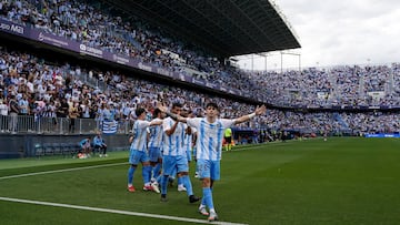 Málaga CF-Granada.
Liga Hypermotion.
Gol de Antoñito de penalti.
