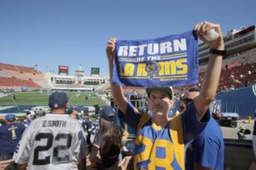 Muchísima expectación en el retorno de los Rams a Los Angeles, en el que se batieron récords de ventas en un partido de pretemporada. La atracción del partido era ver al número 1 del draft, Jared Goff, pero fue otro quarterback rookie el que robó el show: Dak Prescott (4ª ronda del draft), con 10 de 12 en pases para 139 yardas y 2 touchdowns.