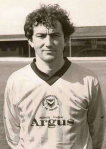 Anthony Pulis, técnico de West Bromwich, en su época de jugador.