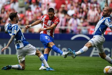 Carrasco marca el 1-0 al Espanyol.