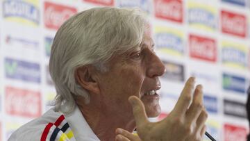 12/06/17 PREVIA PARTIDO AMISTOSO
COLOMBIA - CAMERUN
ESTADIO COLISEUM ALFONSO PEREZ
RUEDA DE PRENSA JOSE PEKERMAN ENTRENADOR COLOMBIA