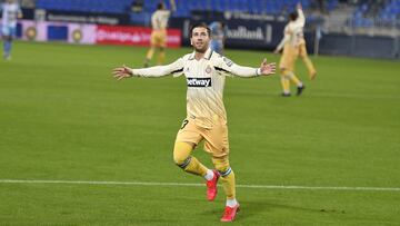 Embarba celebra su gol al M&aacute;laga.