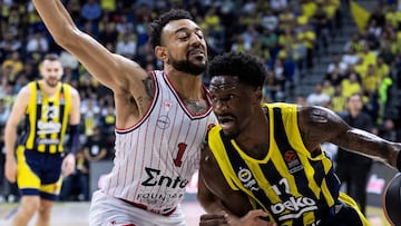 El Olympiacos protesta p¨²blicamente por su pol¨¦mica derrota ante el Fenerbah?e