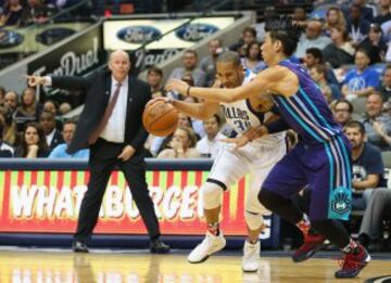 Devin Harris y Jeremy Lin.