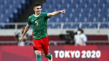 Johan Vásquez podría debutar con el Genoa ante el Inter