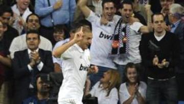 <b>MUY CELEBRADO. </b>El de anoche fue el tercer gol que Benzema le marcó a su exequipo desde que está en el Madrid, pero en esta ocasión sí que lo celebró.