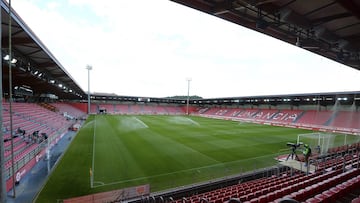 Estadio de Los Pajaritos.