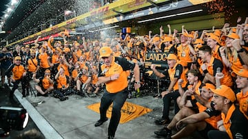 Celebración de McLaren en Abu Dhabi.