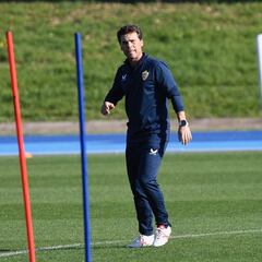 Rubi: “El Valencia merece más puntos de los que tiene”