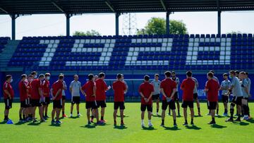 Primeras instrucciones de Sergio Gonz&aacute;lez en la temporada 2020-21.