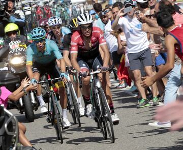 Alberto Contador y Miguel Ángel López. 