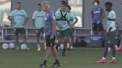 El zaguero que se suma a Bravo y llega al Betis de Pellegrini