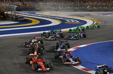 Carlos Sainz y Yuki Tsunoda en acción. 