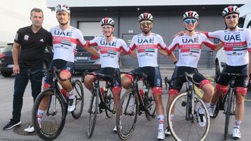 Corredores del UAE Team Emirates.