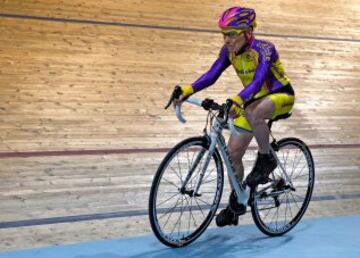 El ciclista francés de 105 años que bate el récord de la hora