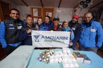 Etapa 3: Día de aclimatación. Namche Bazar-Khunde. La expedición con el sherpa Migma Timba en el Hospital Kunde Hillary. 
 