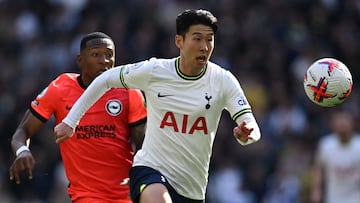 Tottenham Hotspur's South Korean striker Son Heung-Min (L) vies with Brighton's Ecuadrorian defender Pervis Estupinan (R) during the English Premier League football match between Tottenham Hotspur and Brighton and Hove Albion at Tottenham Hotspur Stadium in London, on April 8, 2023. (Photo by Ben Stansall / AFP) / RESTRICTED TO EDITORIAL USE. No use with unauthorized audio, video, data, fixture lists, club/league logos or 'live' services. Online in-match use limited to 120 images. An additional 40 images may be used in extra time. No video emulation. Social media in-match use limited to 120 images. An additional 40 images may be used in extra time. No use in betting publications, games or single club/league/player publications. / 