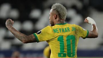 Neymar, con la selecci&oacute;n brasile&ntilde;a.