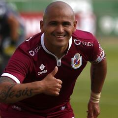 Suazo renueva en La Serena y seguirá jugando durante todo 2021