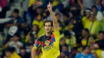 America's forward #33 Patricio Salas celebrates scoring the opening goal during the Liga MX Clausura tournament football match between America and Cruz Azul at the Azteca stadium in Mexico City, on April 11, 2026. (Photo by Alfredo ESTRELLA / AFP)