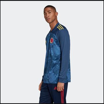 Adidas lanzó la nueva indumentaria alternativa de la Selección Colombia, la cual será de color azul. Tendrá un valor entre los $129.000 y $249.900.