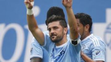 David Villa celebrando uno de sus goles.