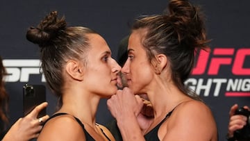 Erin Blanchfield y Maycee Barber en el cara a cara previo a la pelea.